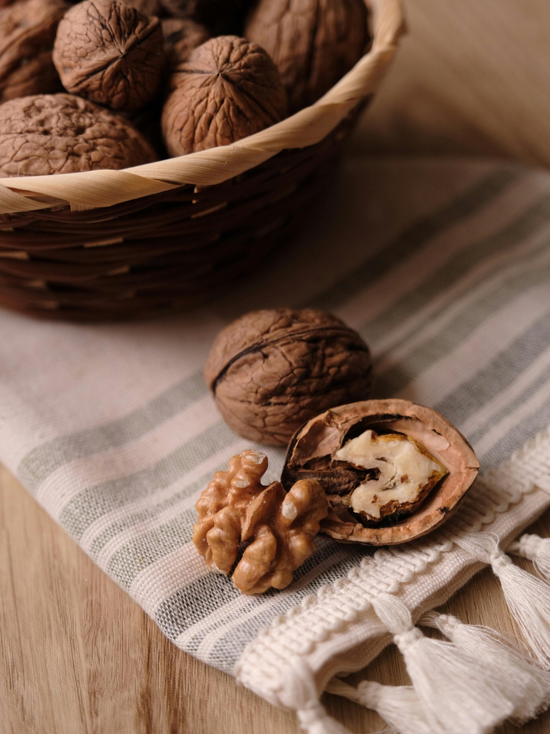 No-prep school snack ideas - walnuts